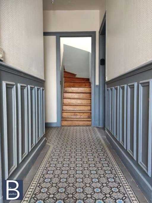 Le Bataillon - Confort Compiègne Extérieur photo